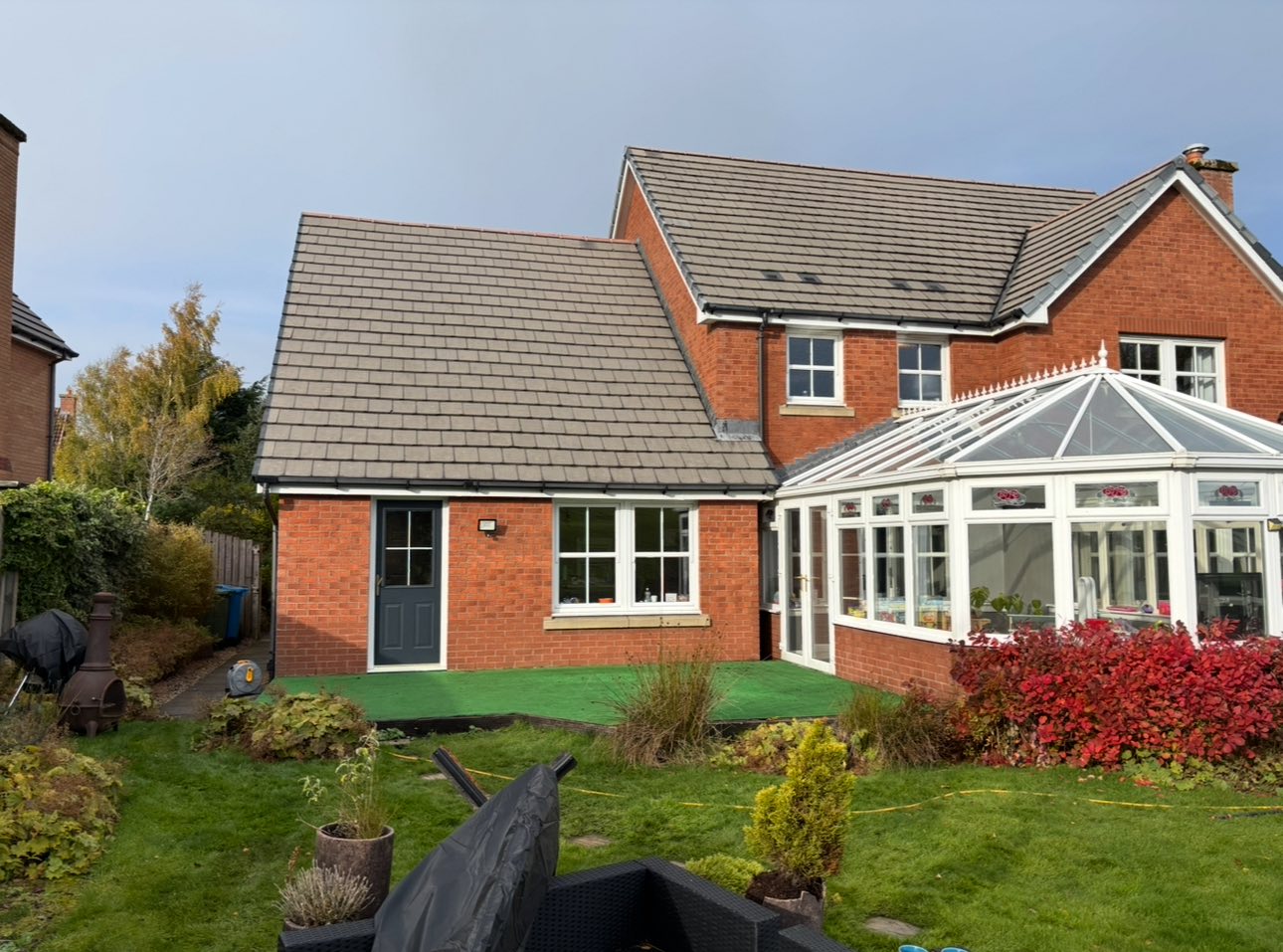 Roof Cleaning in Livingston